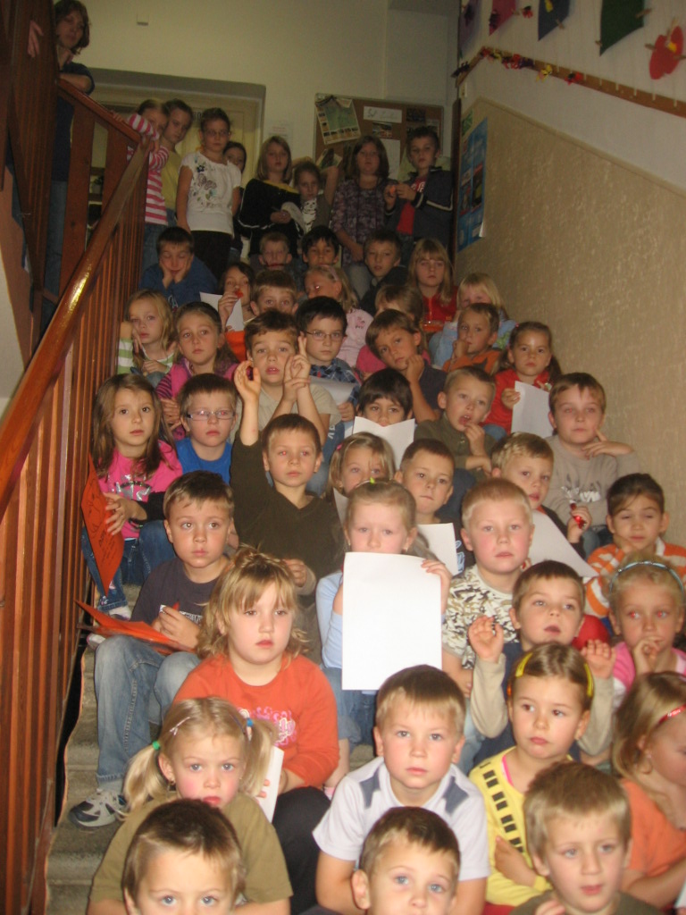 Děti na schodech